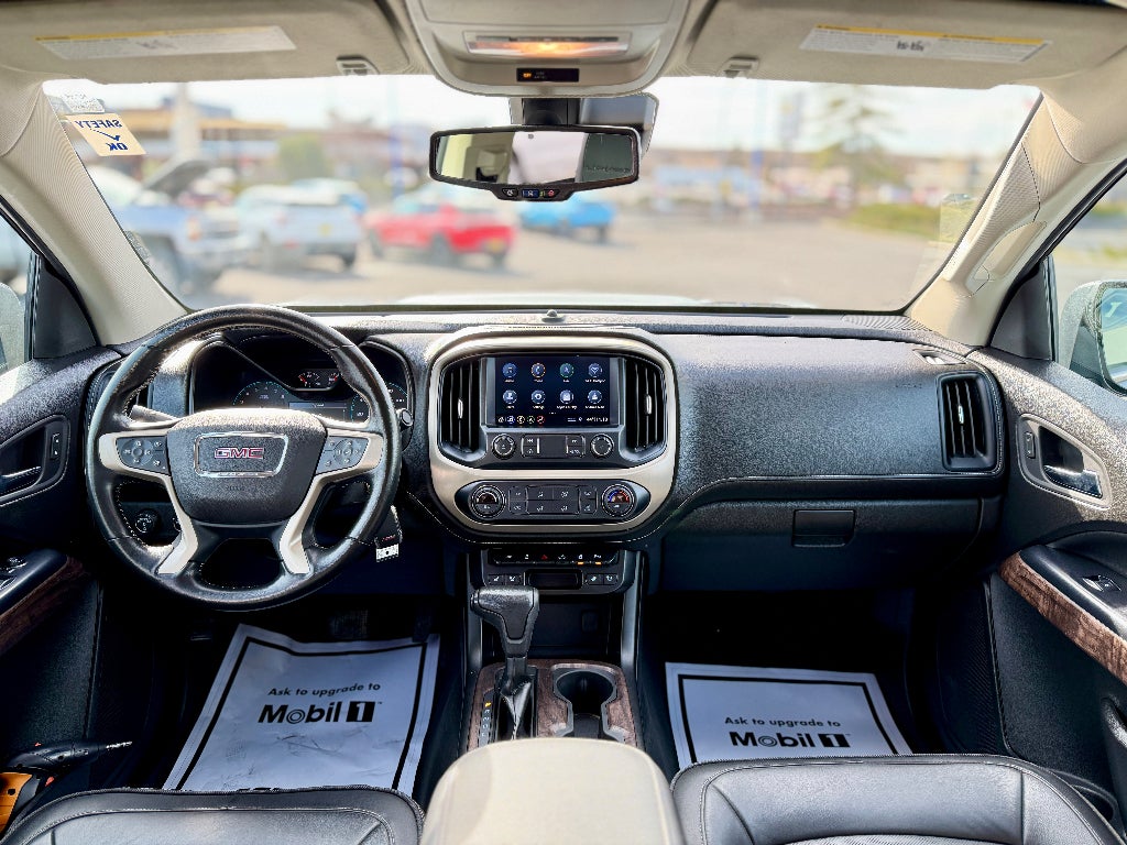 2021 GMC Canyon — detail view
